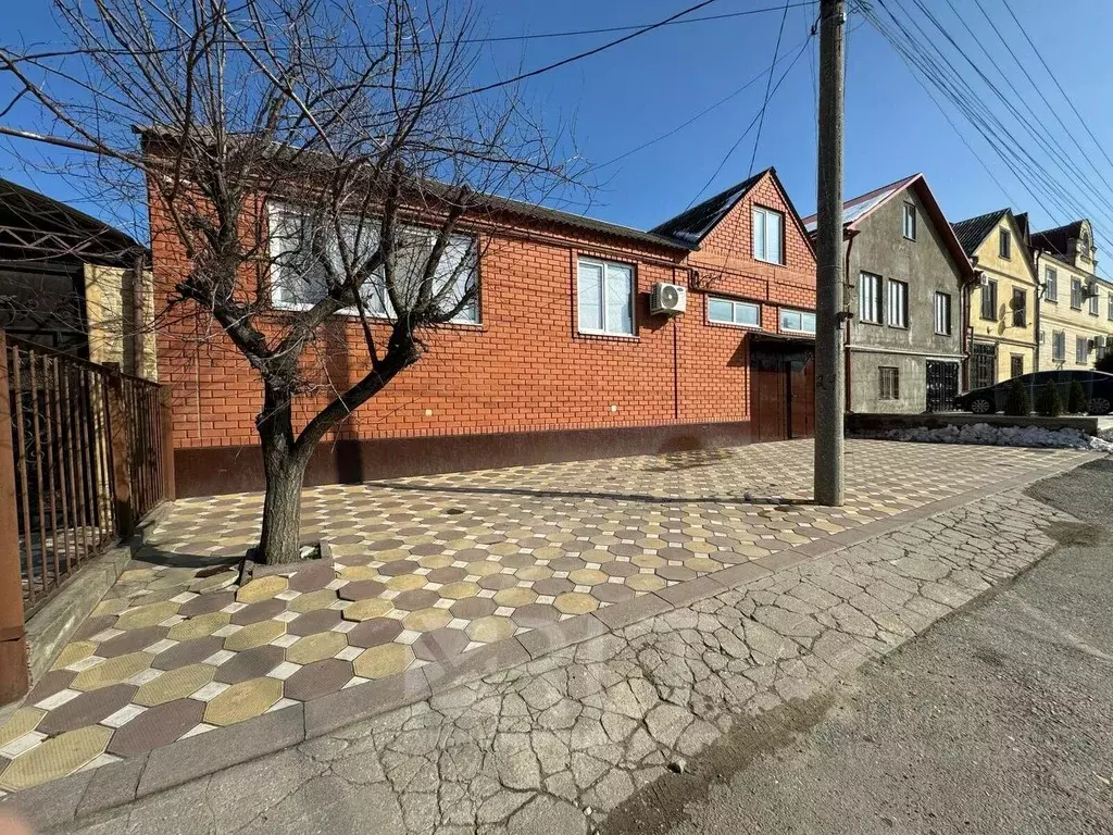 Дом в Дагестан, Махачкала Тарнаирская ул., 5 (150 м) - Фото 0