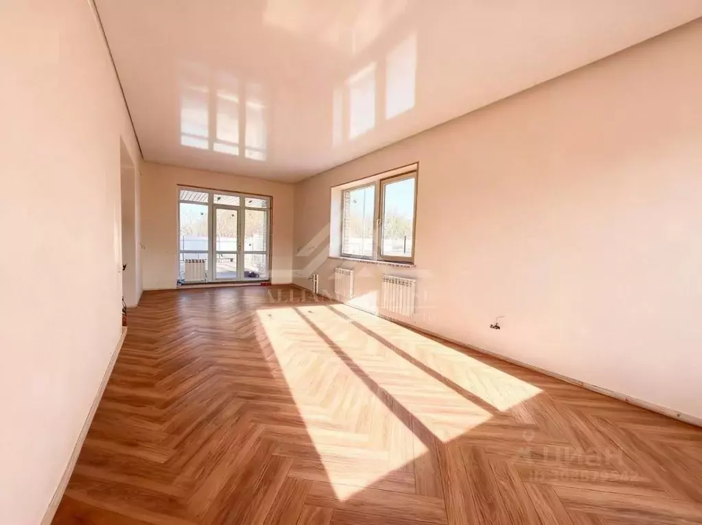 Дом в Татарстан, Казань ул. Ромашковая (170 м) - Фото 1