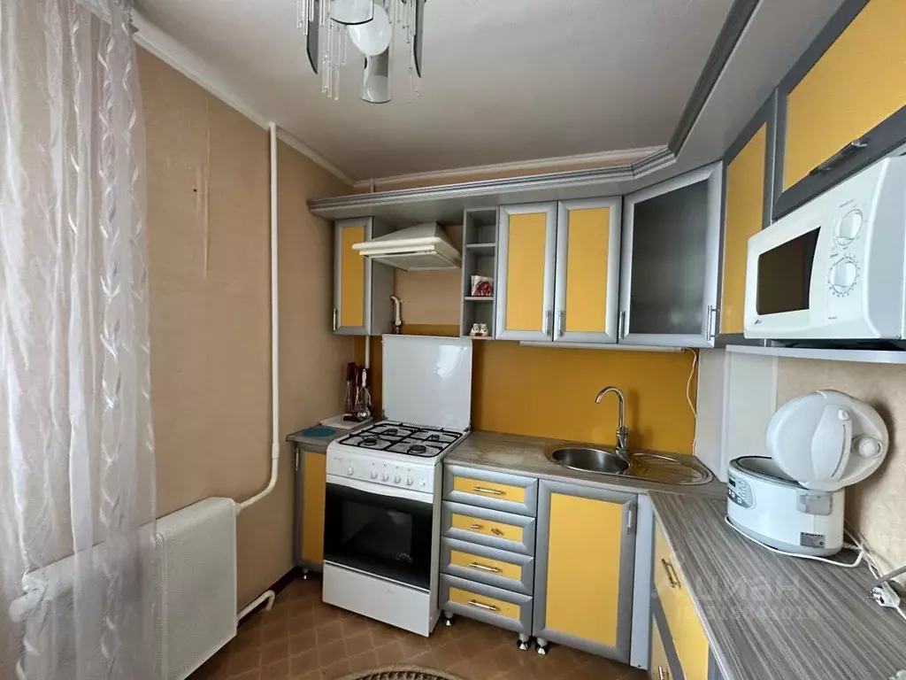 2-к кв. Татарстан, Нижнекамск ул. Бызова, 32 (44.0 м) - Фото 1