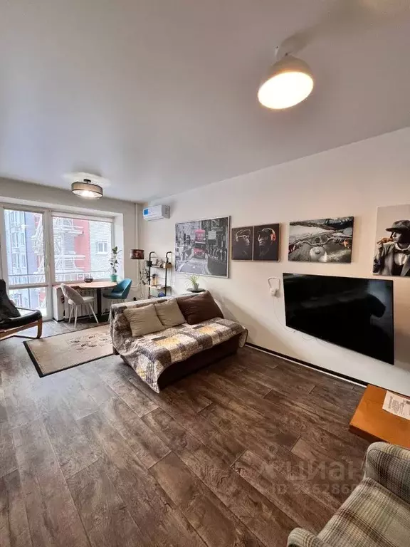 1-к кв. Тюменская область, Тюмень ул. Урицкого, 28 (32.0 м) - Фото 1