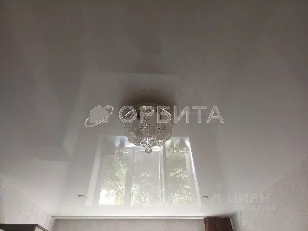 1-к кв. Тюменская область, Тюмень ул. Мира, 33 (31.2 м) - Фото 2