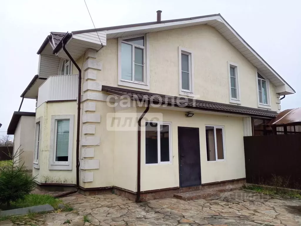 Таунхаус в Калужская область, Совхоз Боровский с/пос, д. Кабицыно ул. ... - Фото 1