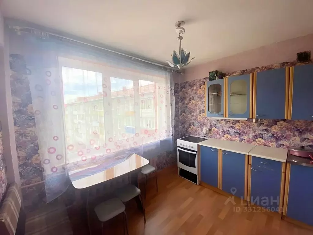2-к кв. Алтай, Горно-Алтайск Гранитный пер., 3 (50.0 м) - Фото 1