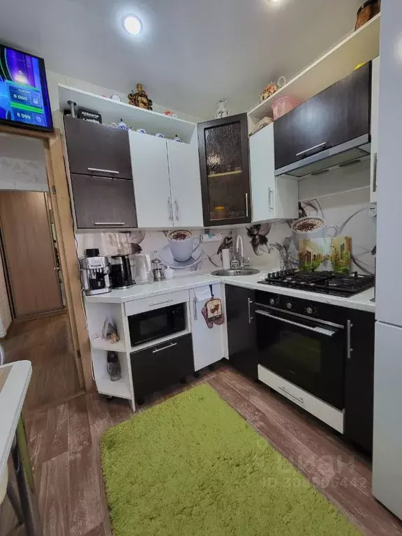 3-к кв. Омская область, Омск ул. Орджоникидзе, 273Б (57.6 м) - Фото 1