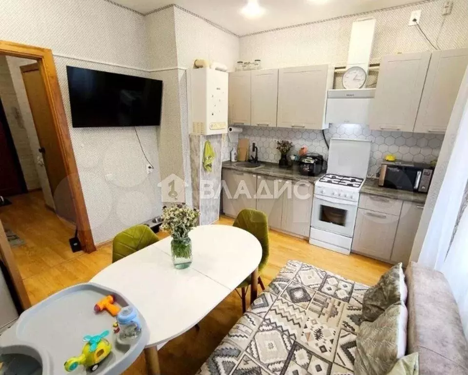 1-к. квартира, 42 м, 2/6 эт. - Фото 0