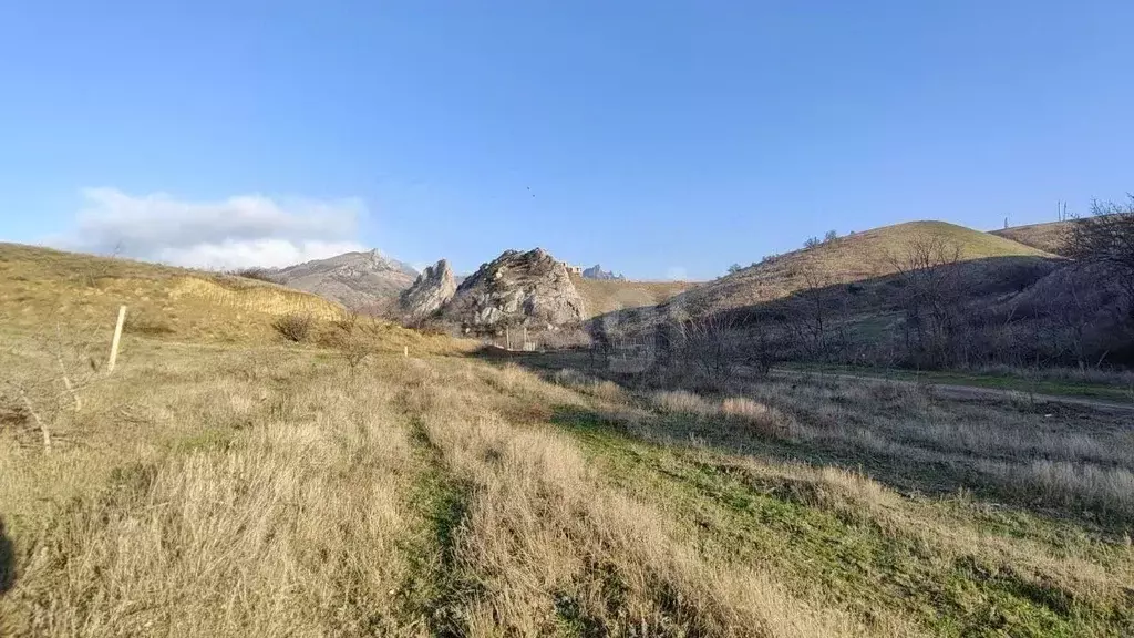 Участок в Крым, Феодосия муниципальный округ, Курортное пгт ул. ... - Фото 1