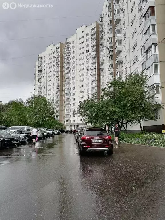 3-комнатная квартира: Москва, Осенняя улица, 22 (75.1 м) - Фото 1