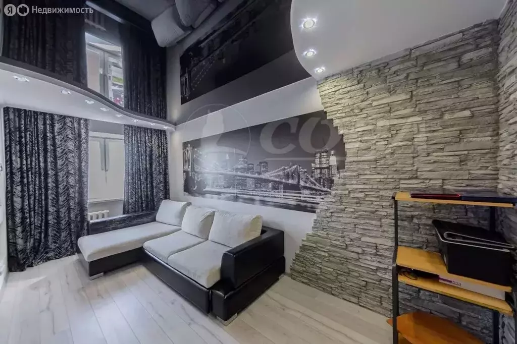 1-комнатная квартира: Тюмень, улица Прокопия Артамонова, 8к1 (43 м) - Фото 1