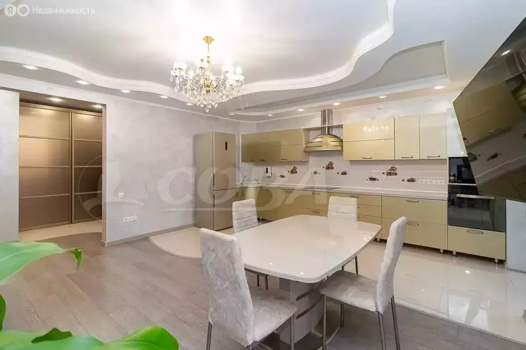 2-комнатная квартира: Тюмень, улица Немцова, 4 (63 м) - Фото 1