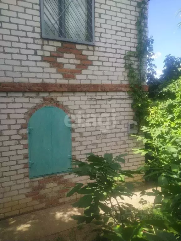 Дом в Волгоградская область, Дубовский район, Пичужинское с/пос, ... - Фото 1