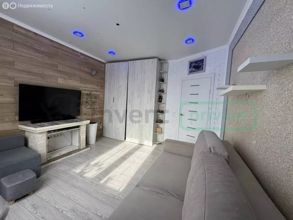 1-комнатная квартира: Калининград, улица Маршала Новикова, 13 (33 м) - Фото 1