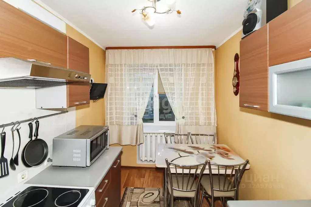 2-к кв. Тюменская область, Тюмень Курортная ул., 53 (49.9 м) - Фото 1