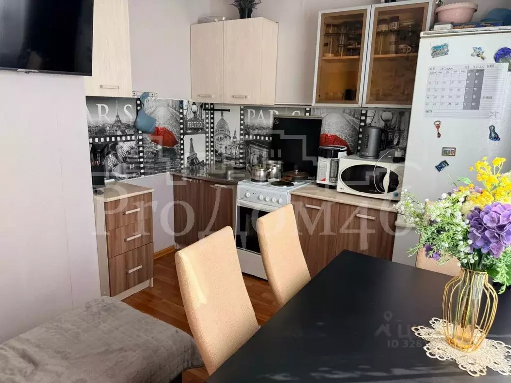 1-к кв. Курская область, Курск просп. Вячеслава Клыкова, 36 (37.5 м) - Фото 1