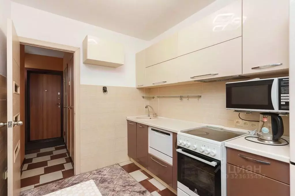 3-к кв. Новосибирская область, Новосибирск Новосибирская ул., 18 (62.5 ... - Фото 2