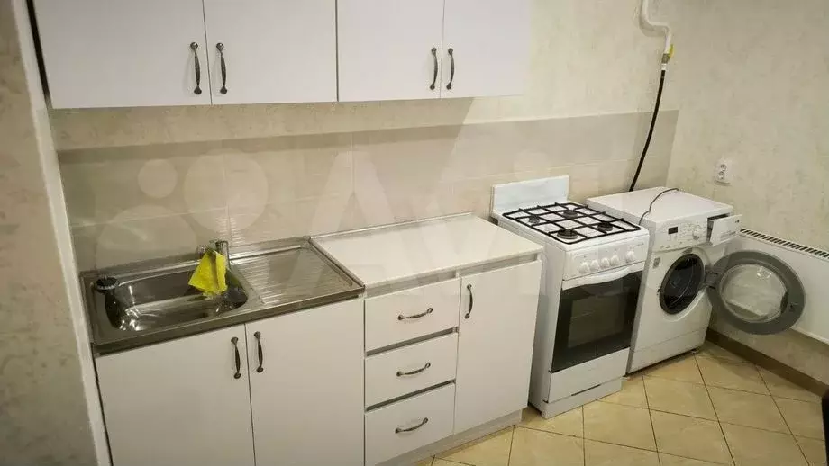 1-к. квартира, 33 м, 9/9 эт. - Фото 0