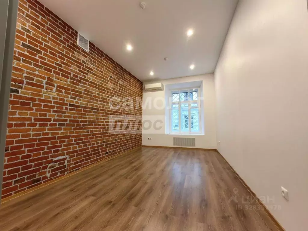 Офис в Москва Тверская ул., 12С7 (19 м) - Фото 1