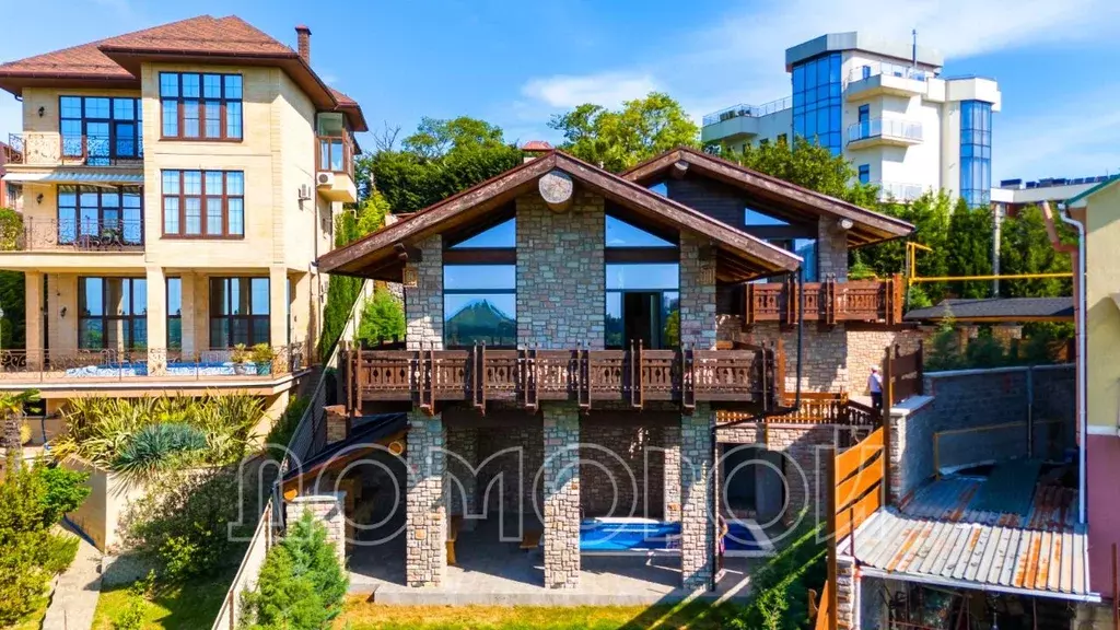 Дом в Краснодарский край, Сочи Светлана мкр, ул. Дмитриевой, 58 (314 ... - Фото 1