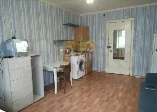 Комната 15 м в 5-к., 1/5 эт. - Фото 0