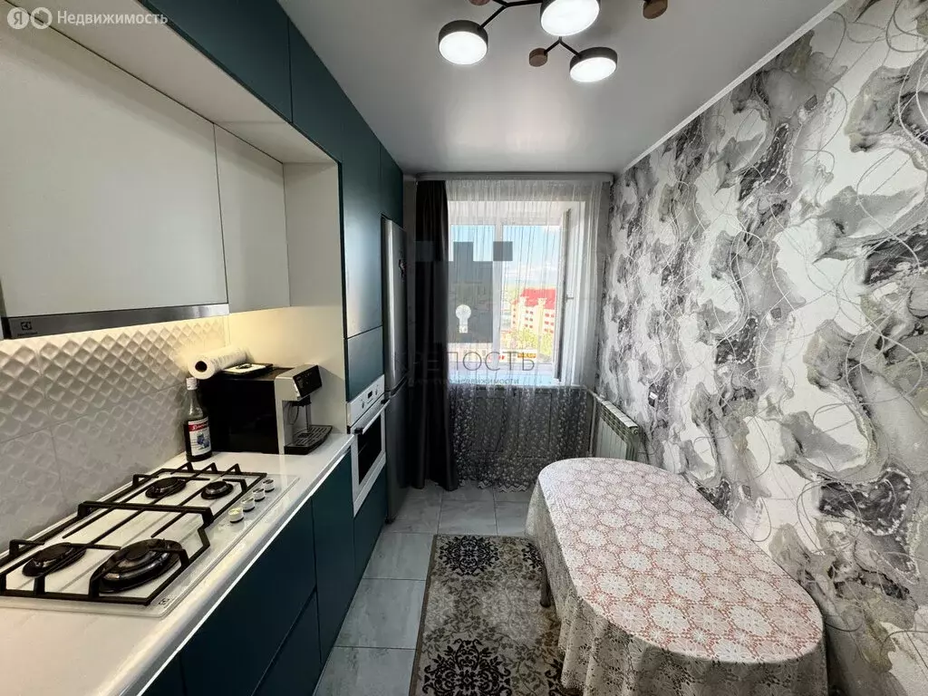 3-комнатная квартира: Мелеуз, улица Бурангулова, 21 (62 м) - Фото 2