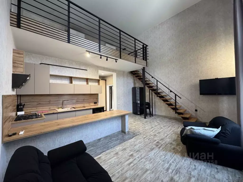 Дом в Крым, Евпатория ул. Перовской, 65 (65 м) - Фото 1