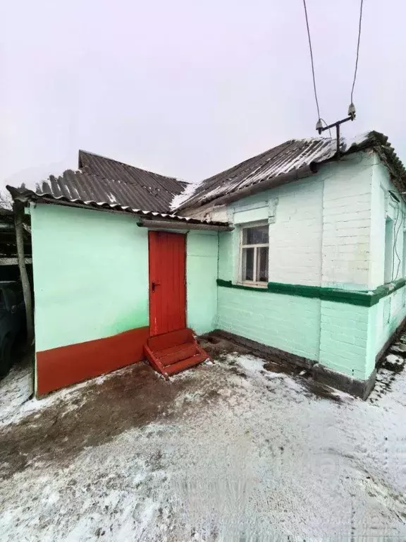 Дом в Белгородская область, Корочанский район, Ломовское с/пос, с. ... - Фото 2