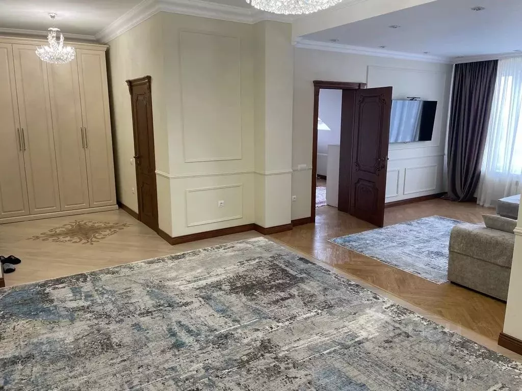 3-к кв. Дагестан, Махачкала ул. Ахмеда Магомедова, 4к1 (105.0 м) - Фото 1