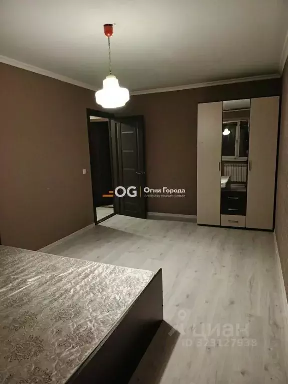 3-к кв. Брянская область, Брянск Саратовская ул., 17 (62.7 м) - Фото 1