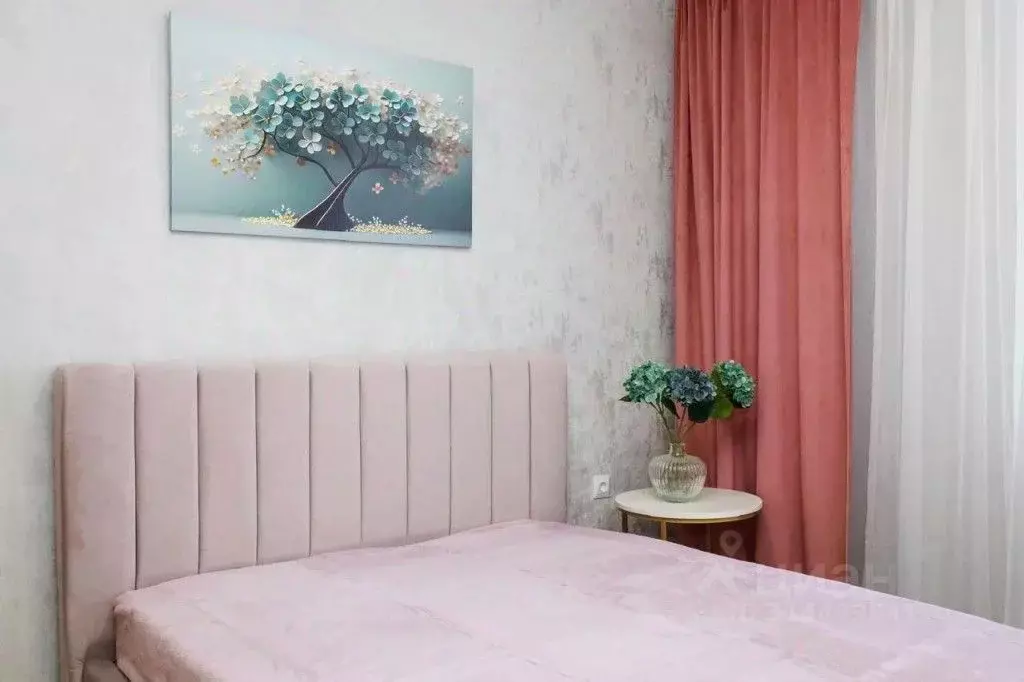 1-к кв. Татарстан, Казань ул. Фатыха Амирхана, 18/41 (50.0 м) - Фото 0