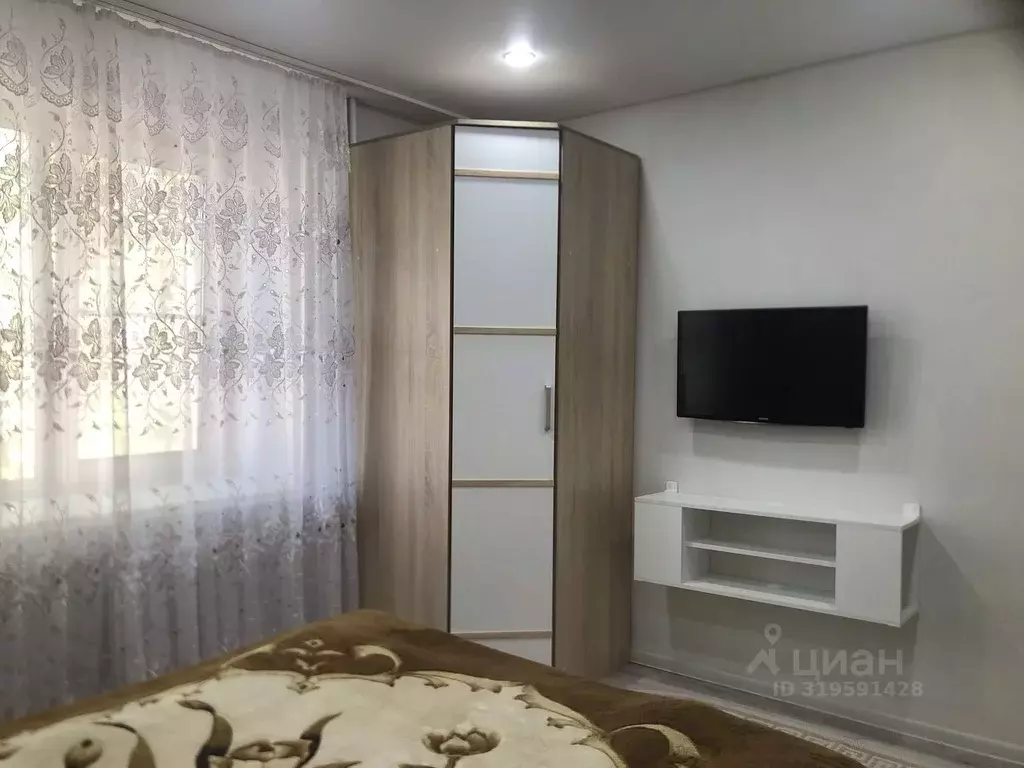 2-к кв. Чувашия, Чебоксары Коллективная ул., 7 (48.0 м) - Фото 1
