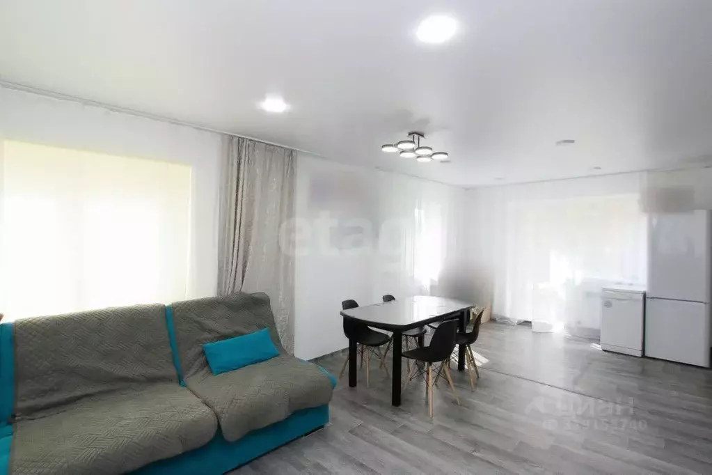 Дом в Бурятия, Улан-Удэ Тепличный мкр, 19-й кв-л, 17 (129 м) - Фото 1