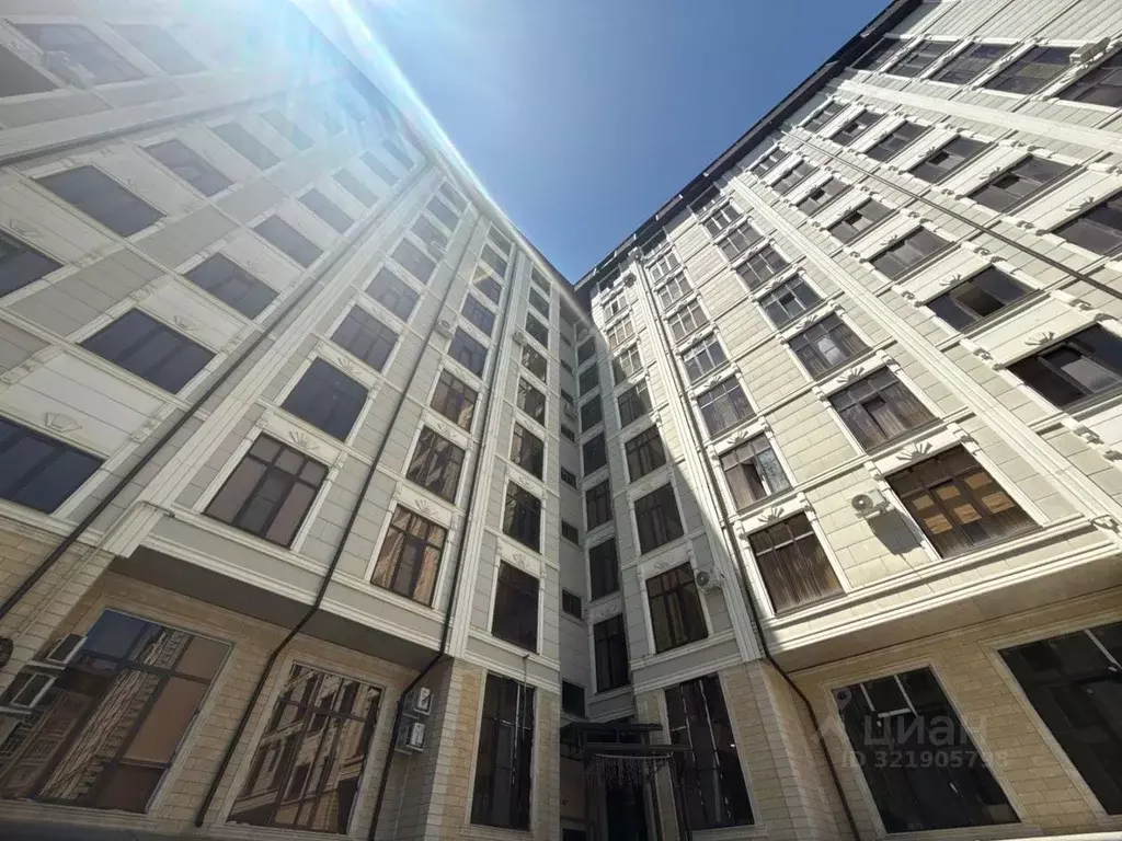 3-к кв. Кабардино-Балкария, Нальчик ул. Тлостанова, 28 (100.0 м) - Фото 1