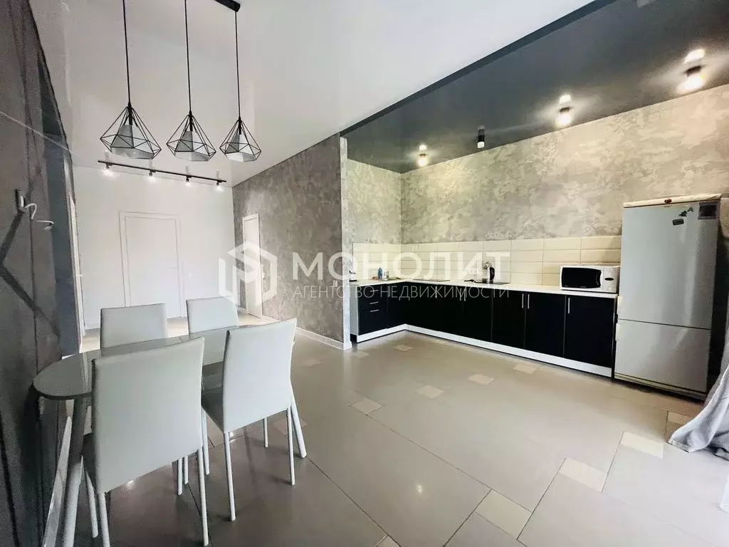 Дом в Белгородская область, Старый Оскол ул. Михайловская (194 м) - Фото 2