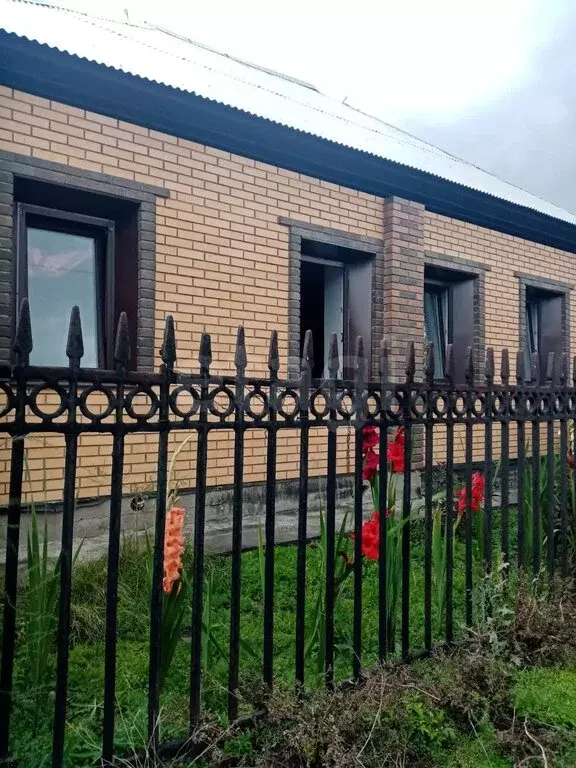 Дом в Черногорск, Полевая улица (110 м) - Фото 1