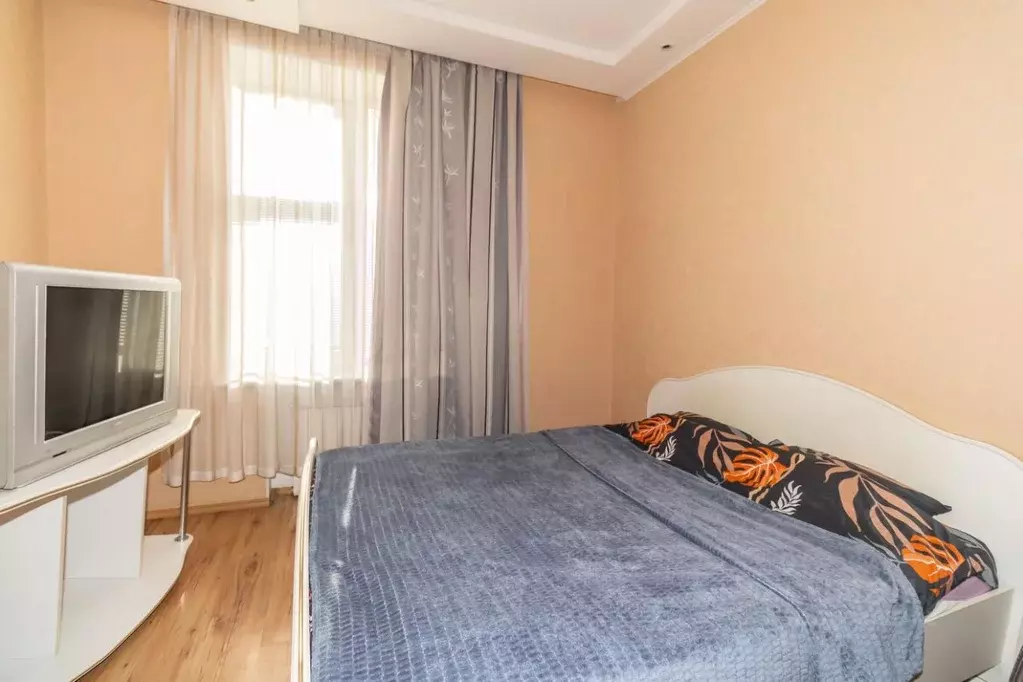 1-к кв. Челябинская область, Челябинск ул. Тимирязева, 28 (40.0 м) - Фото 2