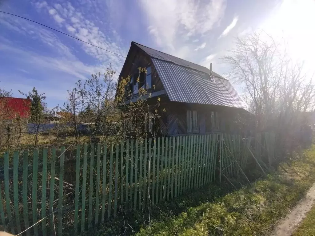 Дом в Кировская область, Слободской район, Ленинское с/пос, Биохимик-2 ... - Фото 1