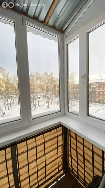 2-комнатная квартира: посёлок городского типа Малышева, улица ... - Фото 2