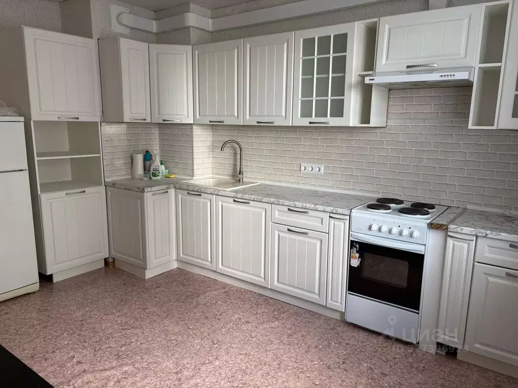 2-к кв. Татарстан, Казань ул. Виктора Сажинова, 6/9 (65.0 м) - Фото 0