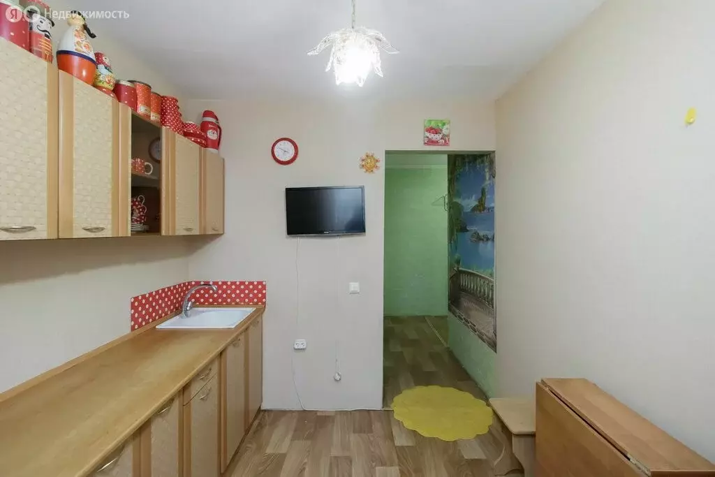 1-комнатная квартира: Тюмень, улица Прокопия Артамонова, 15 (33.9 м) - Фото 1