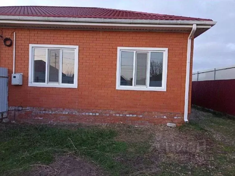 Дом в Краснодарский край, Выселки ст-ца ул. Украинская, 11 (70 м) - Фото 2