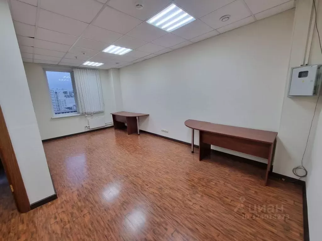 Офис в Свердловская область, Екатеринбург ул. Московская, 195 (36 м) - Фото 1