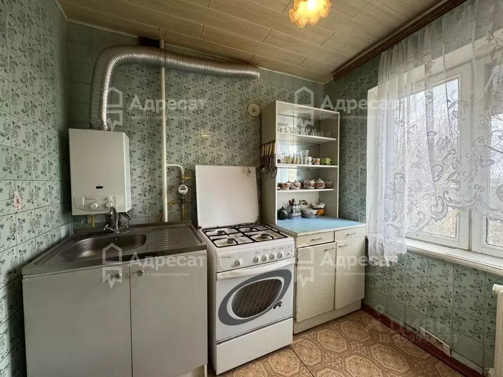 2-к кв. Волгоградская область, Волгоград Ополченская ул., 34 (45.6 м) - Фото 0