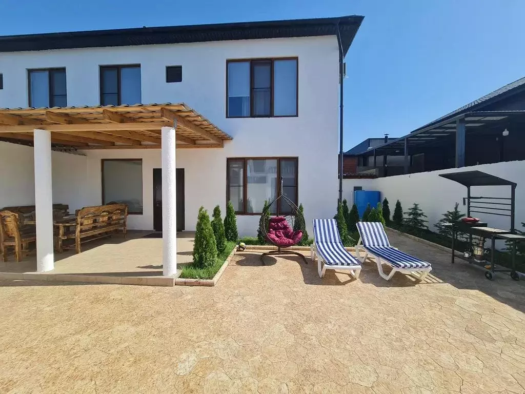 Дом в Дагестан, Карабудахкентский район, Зеленоморск с/пос, с. ... - Фото 1