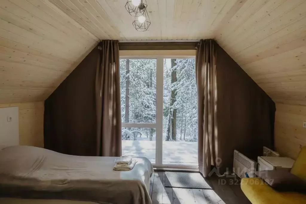 Дом в Алтай, Майминский район Р-256 Чуйский тракт, 469-й км, 1 (18 м) - Фото 1