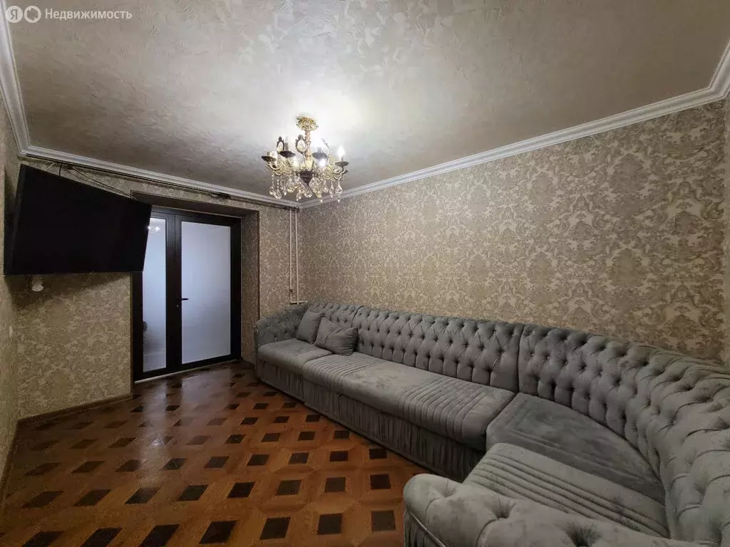 2-комнатная квартира: Баксан, улица имени Ю.А. Гагарина, 1 (58.8 м) - Фото 1