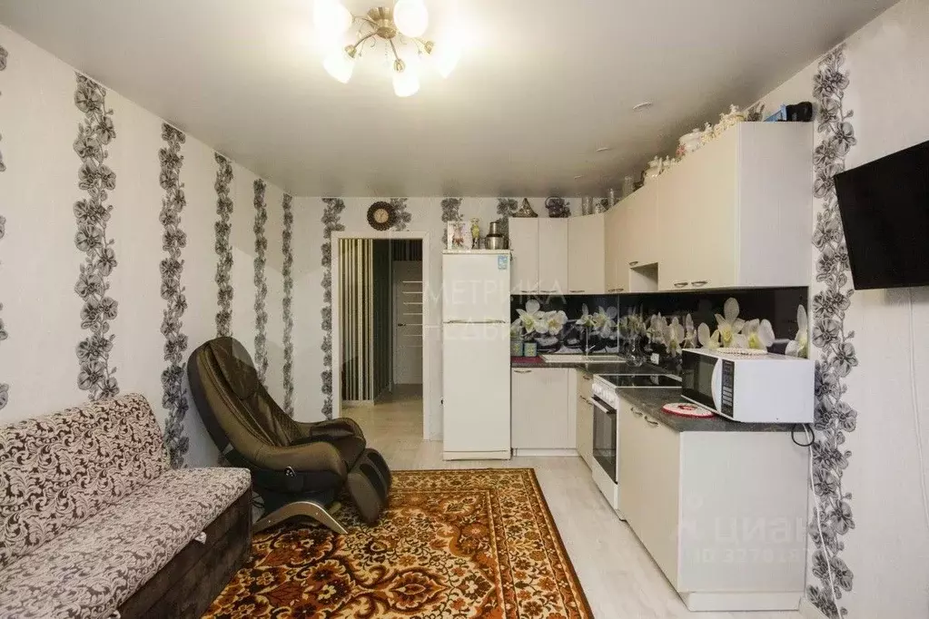 2-к кв. Тюменская область, Тюмень Антипино мкр, ул. Беловежская, 23 ... - Фото 1