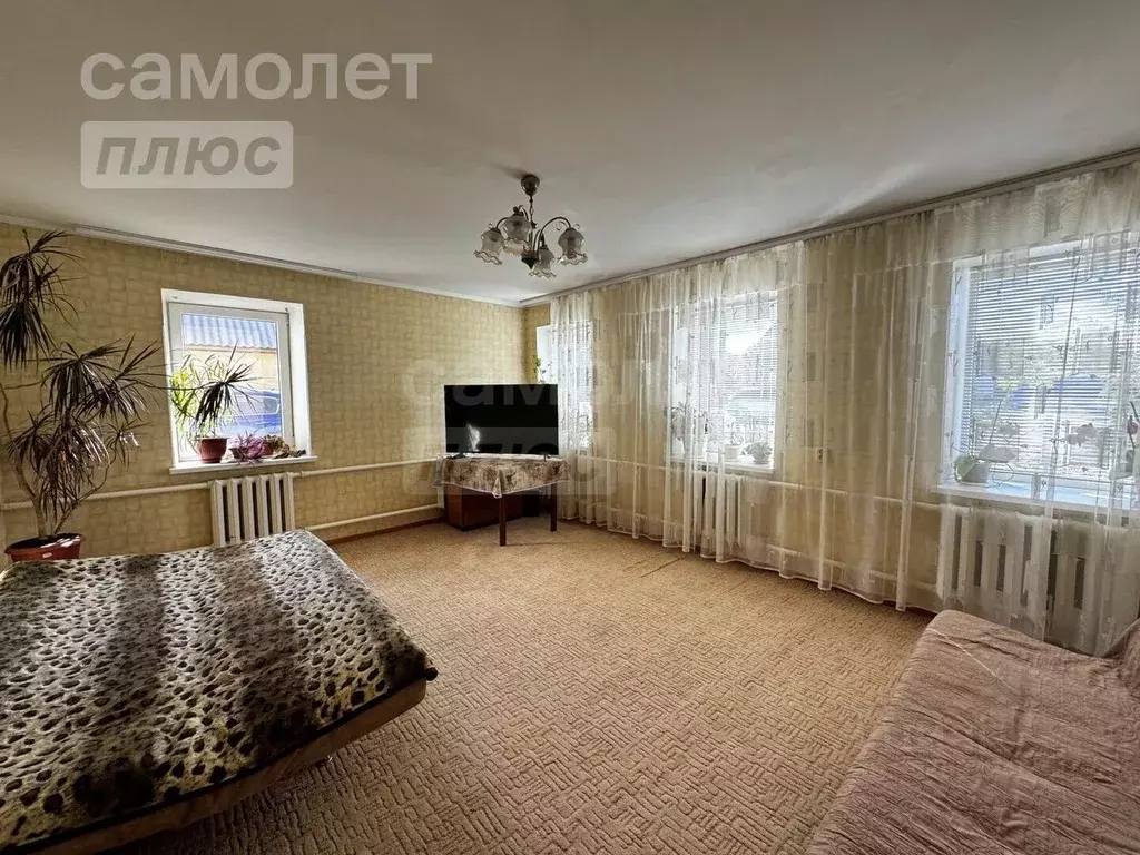 Дом в Оренбургская область, Оренбург просп. Победы, 52А (131 м) - Фото 1