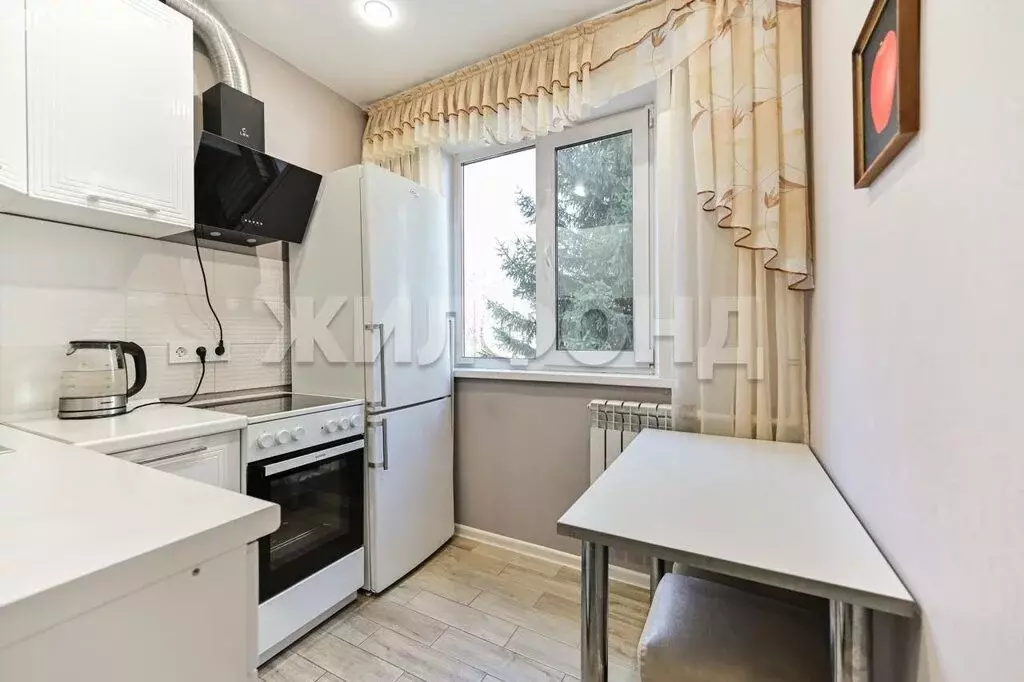 2-комнатная квартира: Барнаул, улица Георгиева, 45 (44.1 м) - Фото 1