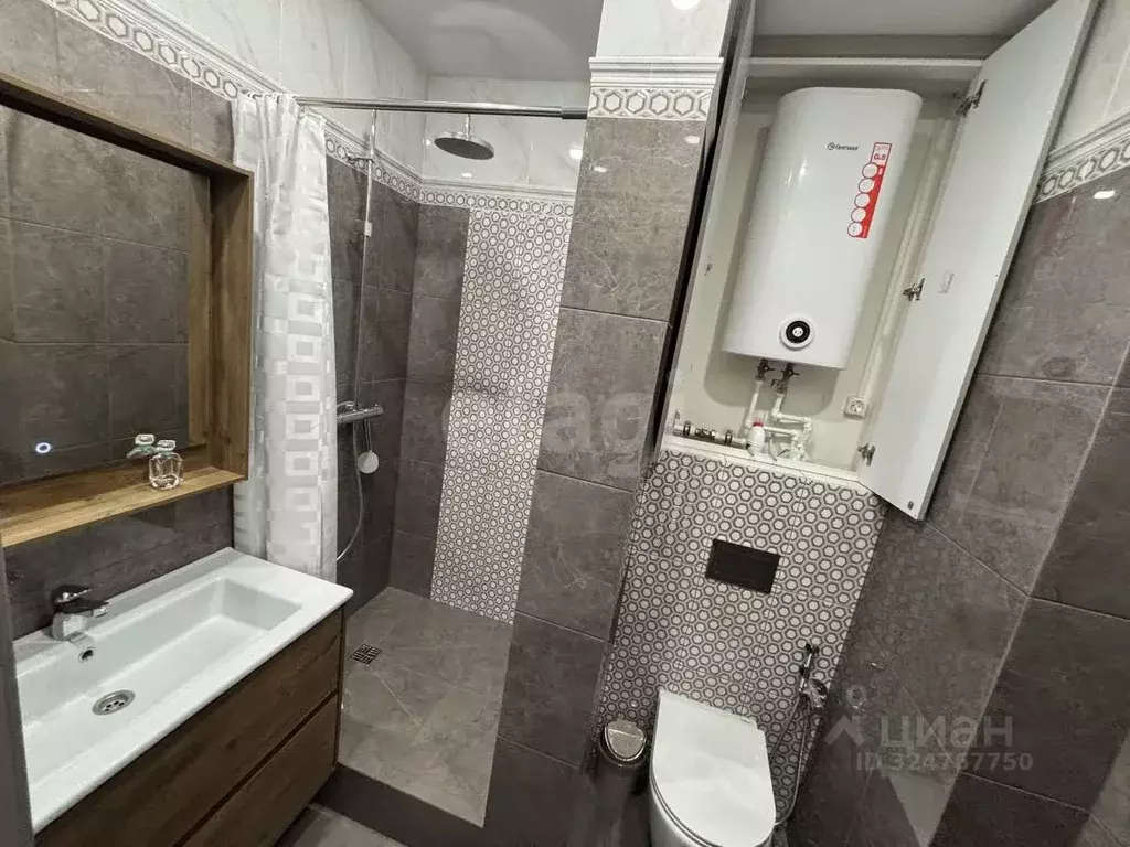 1-к кв. Свердловская область, Екатеринбург ул. Олега Кошевого, 1 (43.0 ... - Фото 2