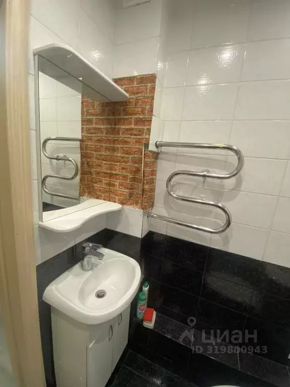 Студия Новосибирская область, Новосибирск ул. Есенина, 12/2 (37.0 м) - Фото 1