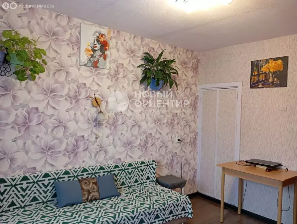 Квартира-студия: Екатеринбург, улица Фурманова, 60 (18 м) - Фото 2